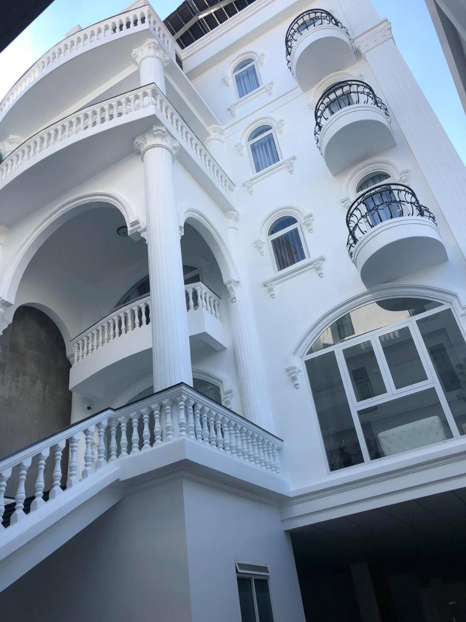 Ngoc Lan Hotel And Coffee Duc Trong Exterior photo